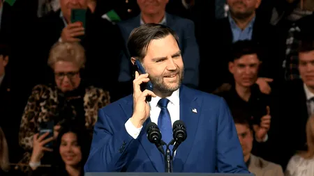 Trump li s-a adresat maghiarilor prin telefon. JD Vance l-a sunat pe președintele american în timpul discursului de la Budapesta. Ce mesaj a transmis
