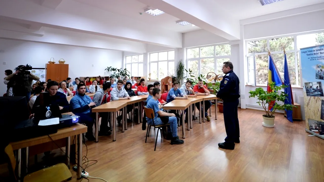 CNA merge în școli, în aprilie, pentru a-i învăța pe copii care le sunt drepturile în audiovizual