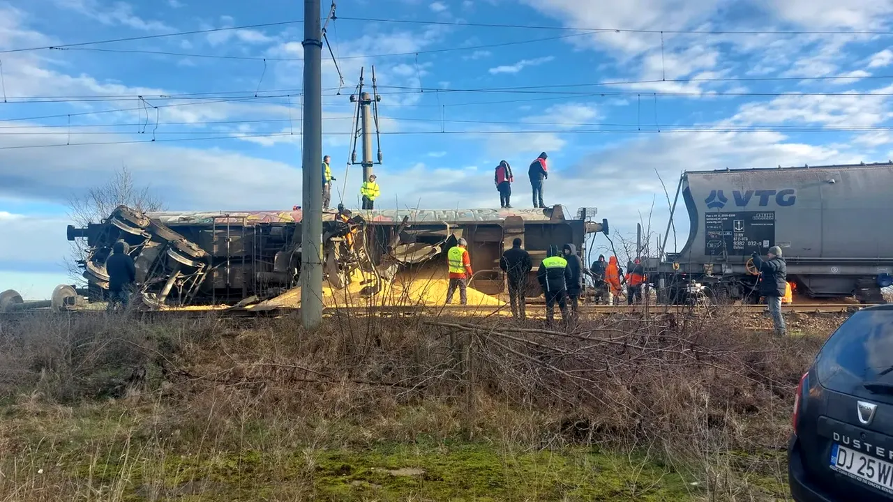 S-a REDESCHIS traficul feroviar între Craiova şi Caracal