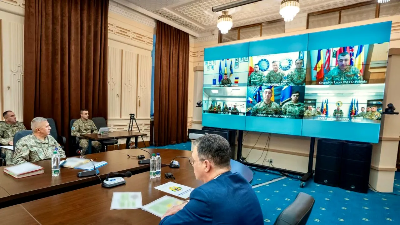 Ministrul Apărării a discutat cu militarii români aflați în misiuni internaționale. Ce mesaj le-a transmis înainte de Ziua Armatei