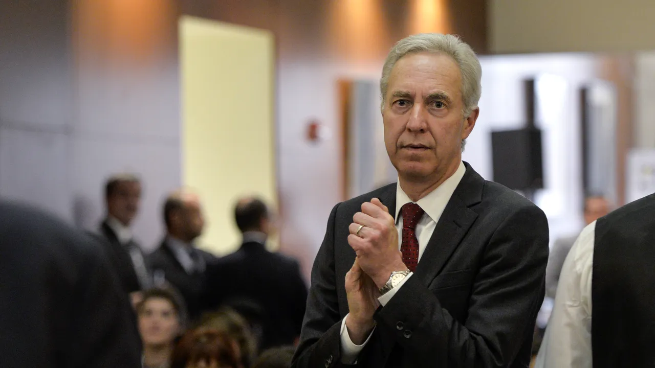 Ambasadorul SUA la București insistă: România nu trebuie să facă pași înapoi de la progresele în lupta anticorupție 