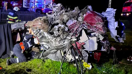 Accident cu trei mașini în Suceava, exact în locul unde recent un Maserati s-a făcut ghem