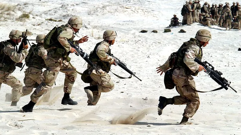 România retrage trupele din Afganistan, de la 1 mai