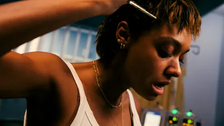 ”Vorbește cu mine/ Talk to Me”, un horror sângeros, din 22 septembrie în cinematografe