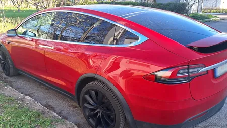 Bolid de 50.000 de euro FURAT din Germania, descoperit la granița dintre România și Republica Moldova / Șoferul spune că a împrumutat mașina