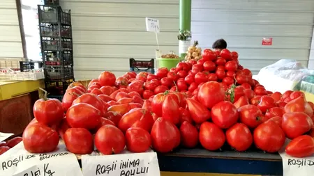 Secretul ROȘIILOR cu MOȚ. Cât de mare este riscul ca țuguiatele să fie burdușite cu chimicale