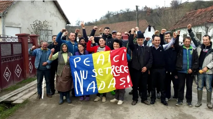 Instanța ADMITE cererile inculpaților în dosarul retrocedării satului Nadăș pe baza unor acte false și SCHIMBĂ încadrarea juridică