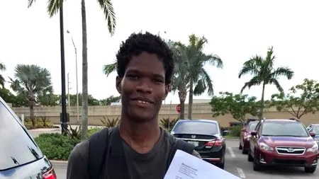 Și-a pierdut job-ul pentru că A DEVENIT MUT. Povestea lui este virală și acum are SUTE DE OFERTE de angajare.

