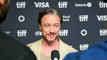 Ce a pățit James McAvoy în timp ce bea o bere într-un bar din Toronto. PUMNUL a venit fulgerător: Cum a reacționat actorul scoțian