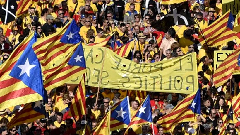 Parlamentul catalan a aprobat un plan care deschide calea SEPARĂRII de Spania