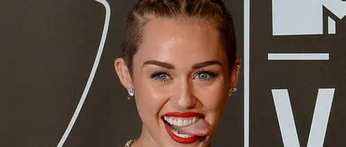 VIDEO. Miley Cyrus, show jenant de vulgar pe scena MTV VMA