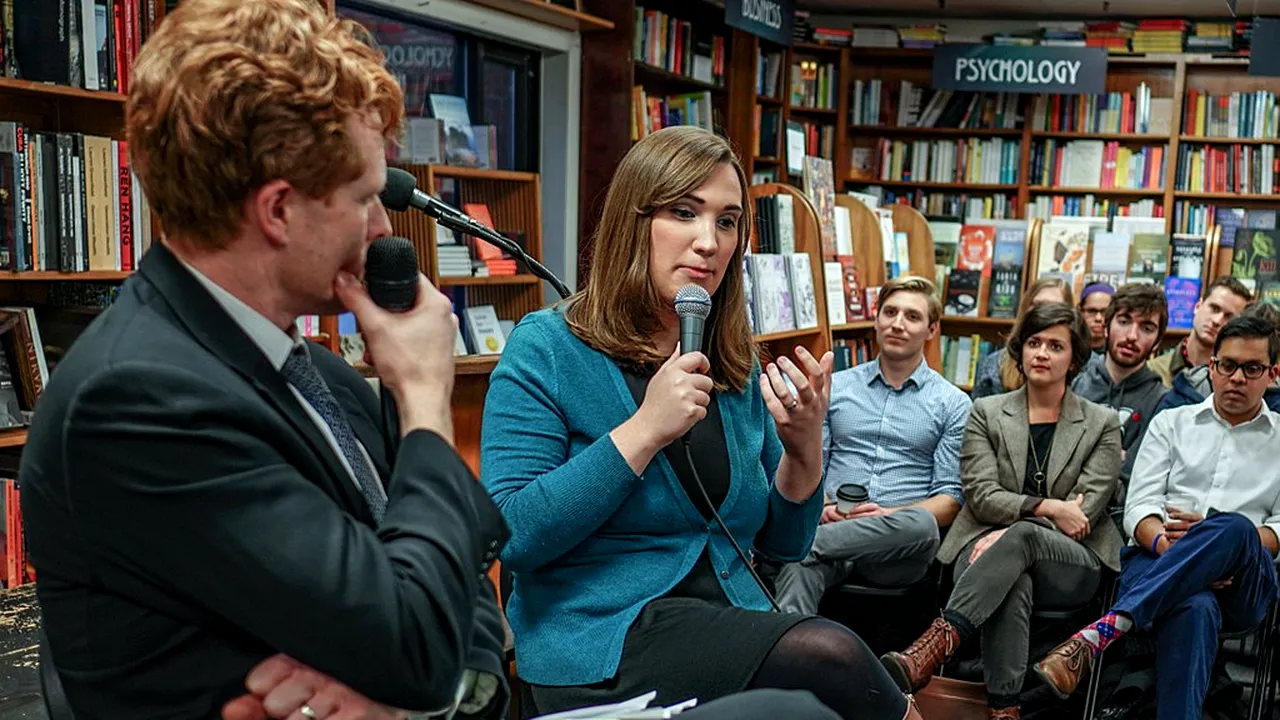 ALEGERI SUA 2020. Primul senator transgender din istoria Americii! Cine este Sarah McBride, care a câștigat acasă la Joe Biden