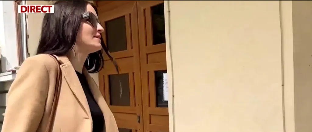 Judecătoarea Ana Maria Chirilă, FILMATĂ în timp ce se droga, a izbucnit în râs pe scările Tribunalului