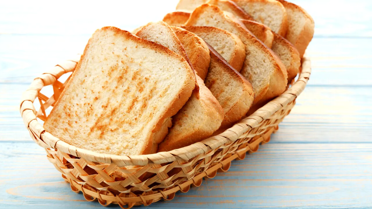 ALIMENTELE pe care nu este indicat să le mănânci vara. Sunt sățioase, dar te obosesc și îți iau toată energia