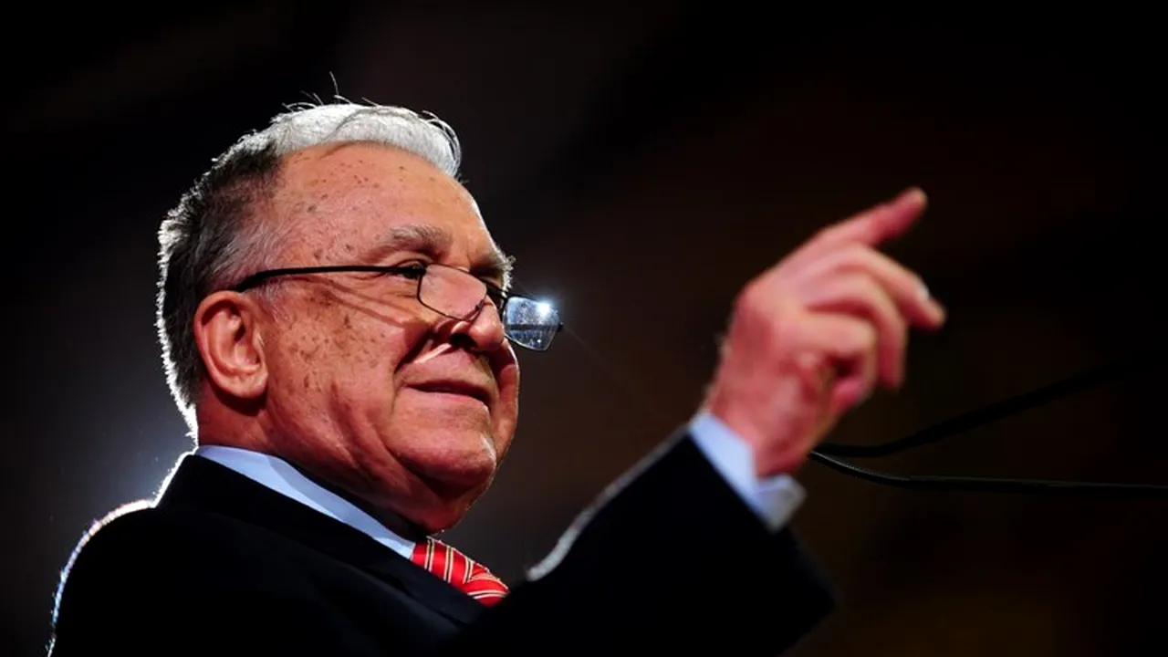 Iliescu analizează „handicapul