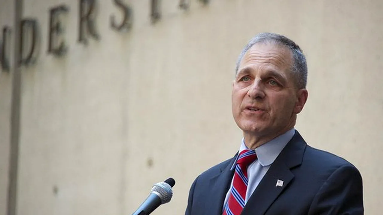 Fost șef FBI: PROTOCOALELE SECRETE între SRI, Parchetul General și CSM constituie un acord pentru DESTABILIZAREA statului de drept. Ce RECOMANDĂRI transmite Louis Freeh României pentru restabilirea ordinii de drept