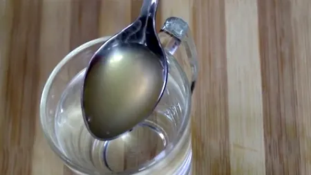 ALIMENTUL care te ajută să dai jos 8 kg în 3 luni. E nevoie de doar o linguriță pe zi!