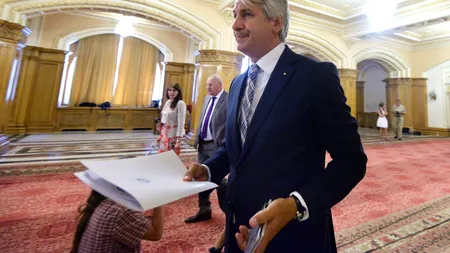 Teodorovici, despre moțiunea de cenzură: Votez un text pe care mi-l asum, nu o listă aruncată pe masă