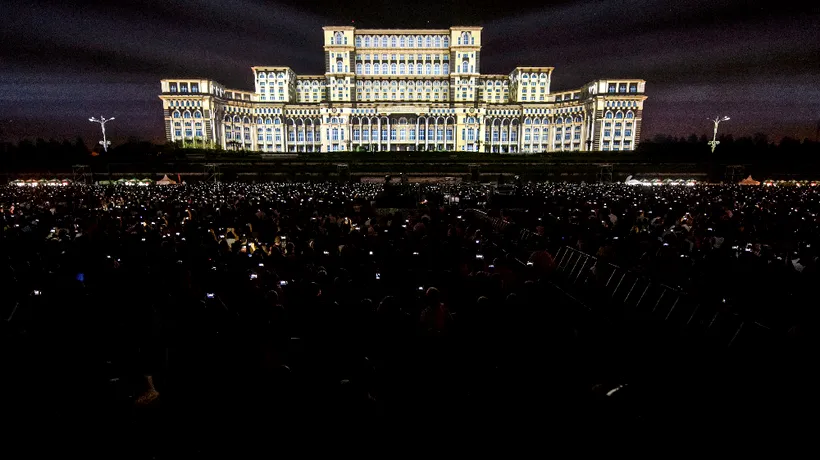 The Guardian despre Casa Poporului: Un monument al nebuniei dictatorului Ceaușescu. Cetatea sinistră domină Bucureștiul