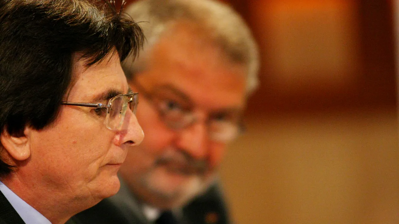 Aproape 1.000 de imobile ar fi fost retrocedate ilegal la Timișoara. Fostul și actualul primar, cercetați de DNA pentru abuz în serviciu. UPDATE