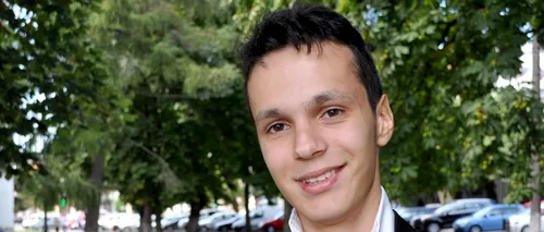 Un tânăr din Bistrița, bursier la Abu Dhabi, consideră o datorie să se întoarcă în România
