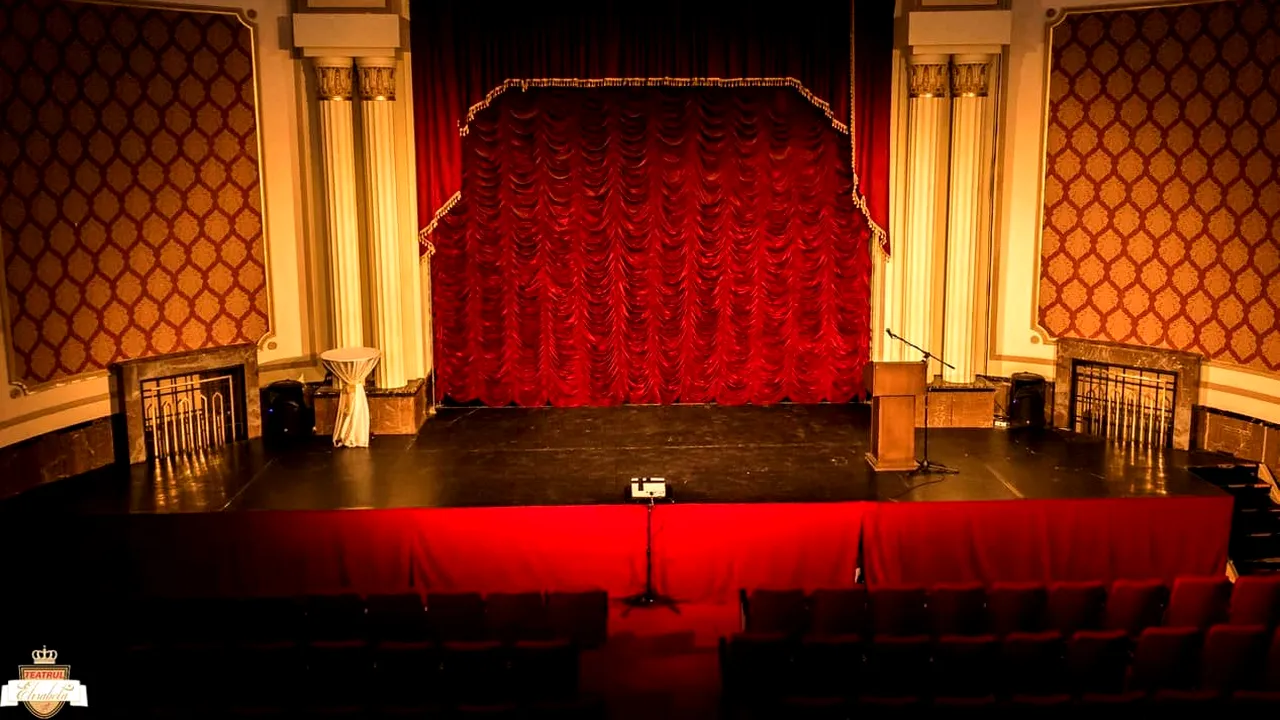 Alertă în București. Salvatorii au intervenit, luni, la Teatrul Elisabeta. O persoană, dusă la spital