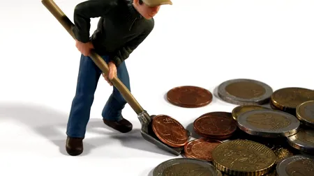 PERICOL. Cu ce s-ar putea confrunta economia românească începând cu data de 1 iunie a acestui an. Cum scăpăm de „pandemia economică”