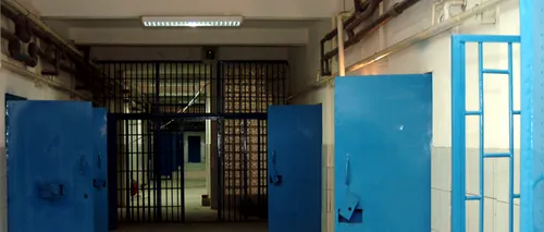 Percheziții la Penitenciarul Galați și în Brăila, la persoane suspectate de înșelăciuni prin telefon. Cum convingeau oamenii să le trimită bani