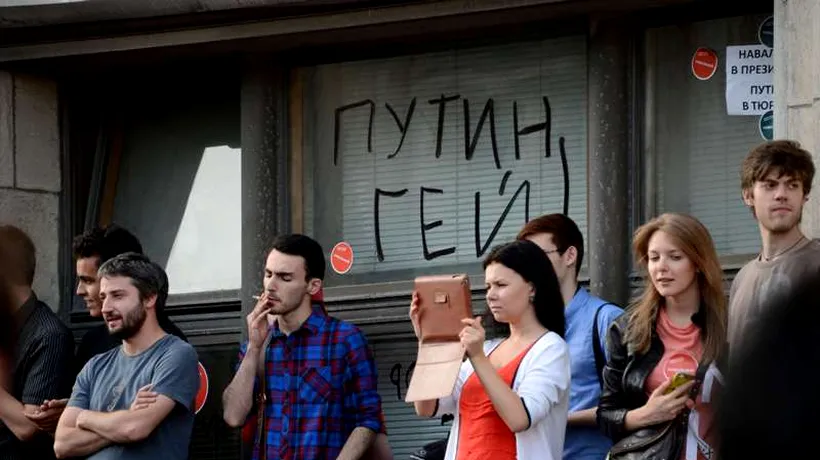 Anchetă în urma apariției unor inscripții insultătoare anti-Putin pe zidurile Parlamentului rus