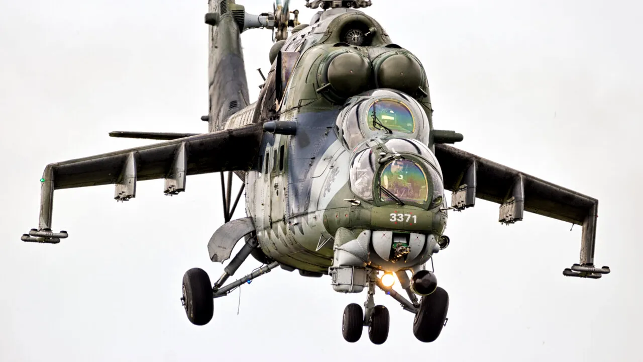 Elicopter rus, prăbușit în Marea Neagră. Purtător de cuvânt ucrainean: „A fost o EXPLOZIE la bord”