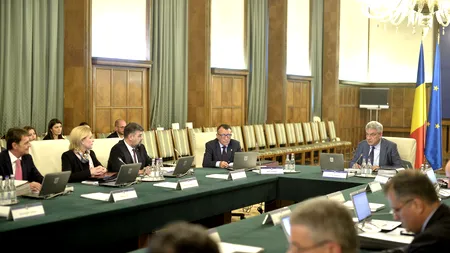 Un europarlamentar PNL cere Guvernului să publice imediat măsurile pe care le va lua pentru reducerea deficitului: Au amorsat o bombă cu un efect devastator 