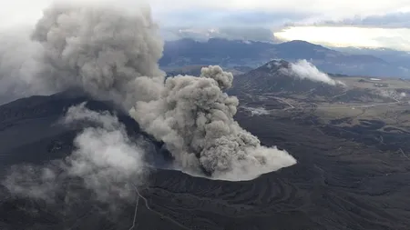Alertă în Japonia, după ce cel mai mare vulcan din țară a ERUPT. Anunțul autorităților