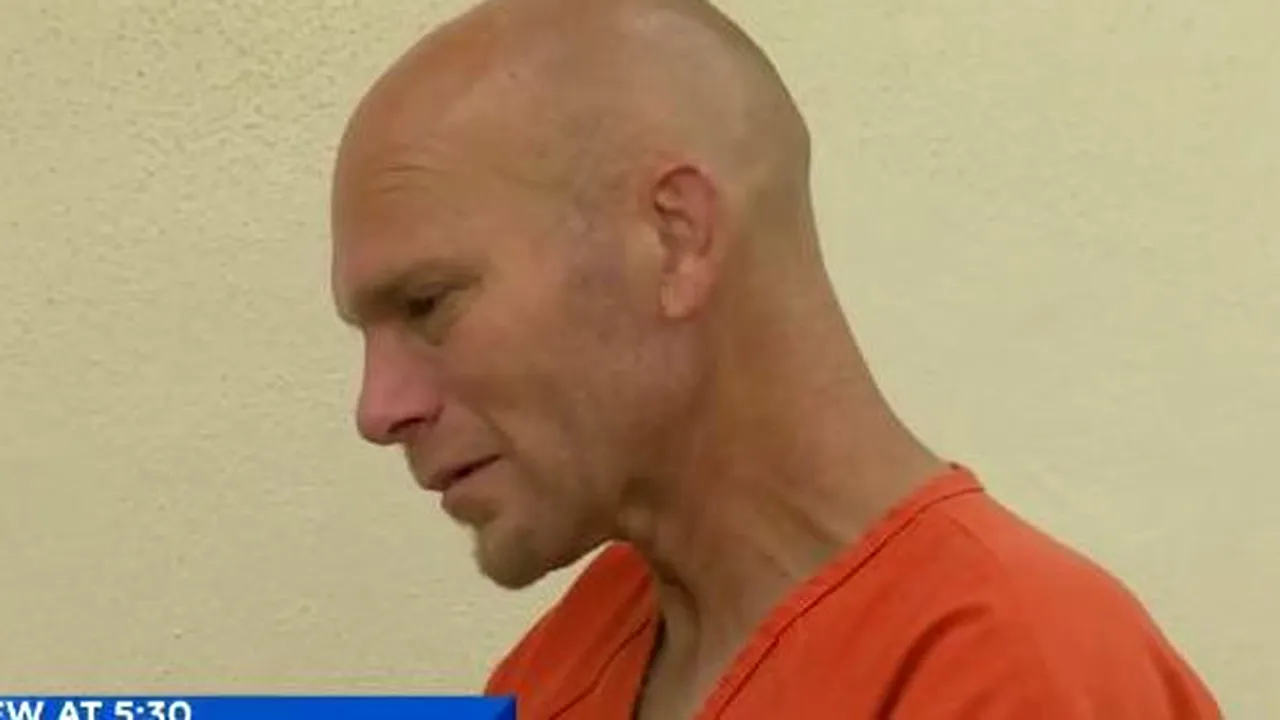 Un nou caz Florida Man. Ce plan a pus la cale un bărbat care dorea să obțină 50.000 de dolari și o mașină nouă pentru soția lui