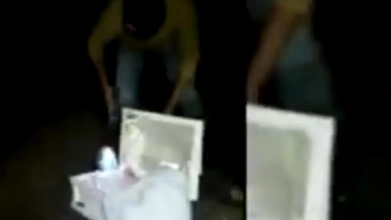 În sicriu era o PĂPUȘĂ îmbrăcată în haine de BEBELUȘ. Povestea stranie a unei tinere din Honduras, care a decis să facă ORICE pentru a-și păstra relația