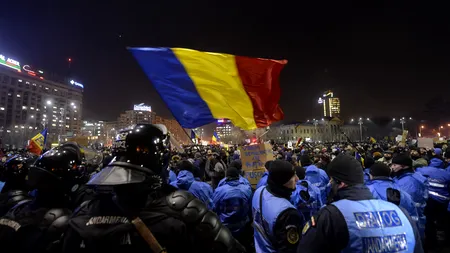 Ministrul de Interne: Rog cetățenii care manifestă pașnic să se distanțeze de agitatori