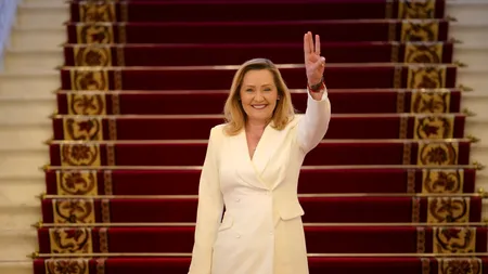 PORTRET de candidat: Elena Lasconi. De la jurnalismul de război la candidatura pentru Cotroceni