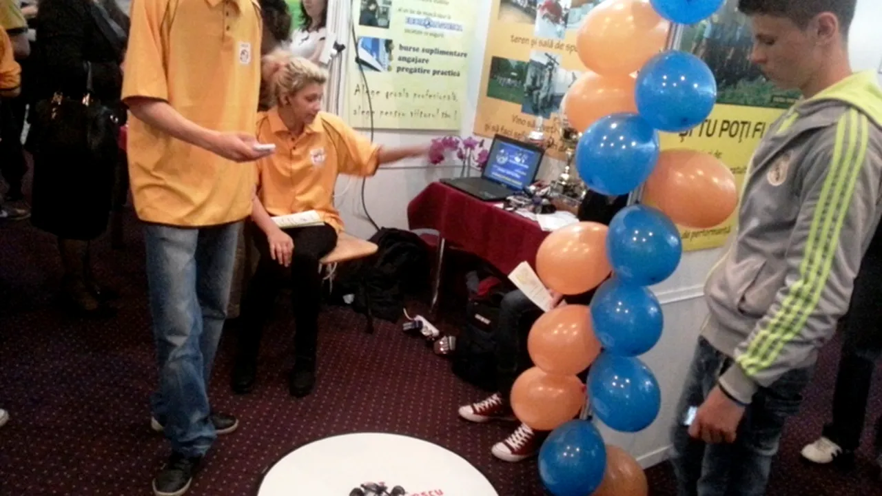 Târg de educație în Capitală. Liceele oferă peste 15.000 de locuri pentru admitere