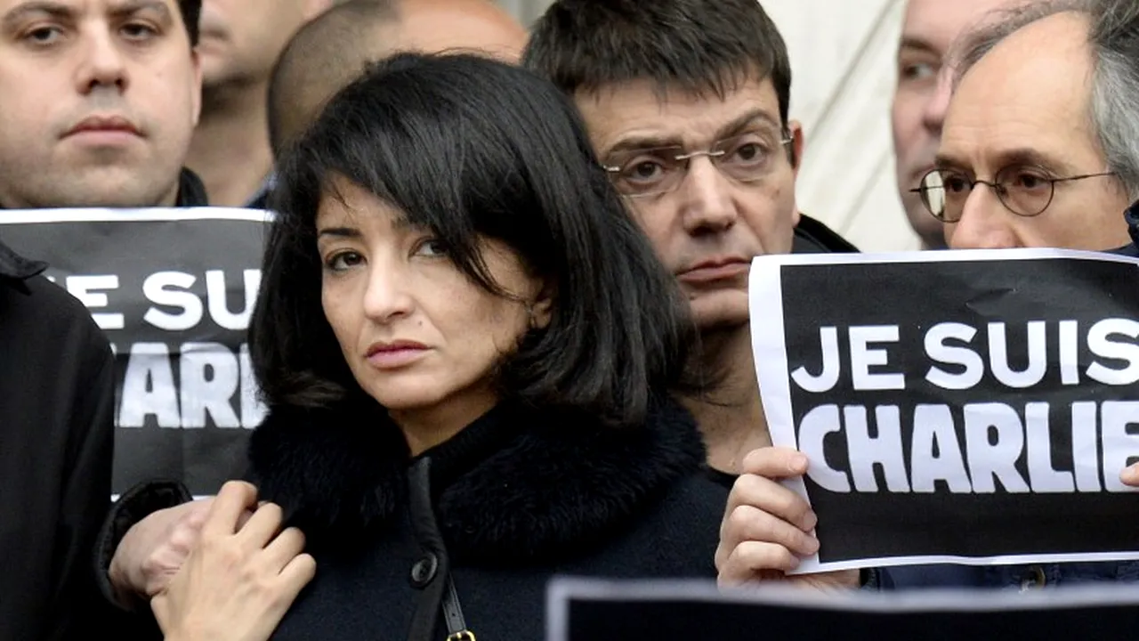 Durerea partenerei lui Charb, fostă jurnalistă: „Am petrecut 17 ani în Pakistan și nu am pățit nimic. Iar azi, în Franța, unde dăm lecții întregii lumi, iubitul meu este mort
