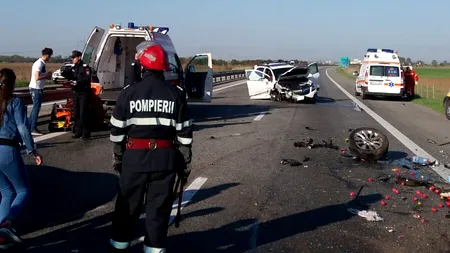 Trei autoturisme s-au ciocnit pe A1. Patru răniți, transportați la spital 
