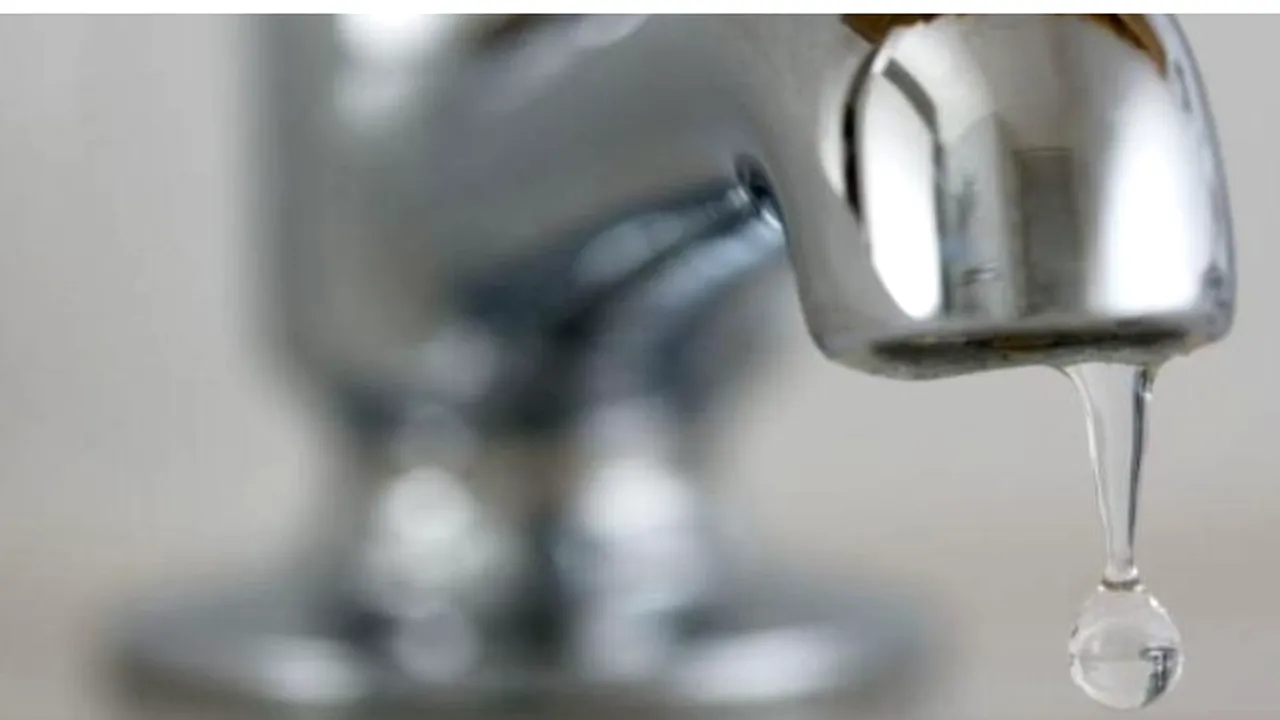 VIN în loc de APĂ. Mai mulți săteni au crezut că nu văd bine când au deschis robinetul. Cum se explică „minunea”