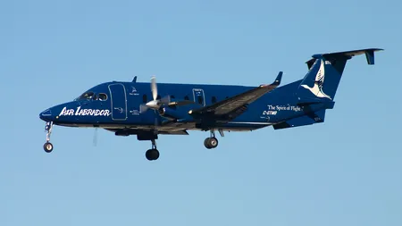 MApN, despre avionul intrat miercuri fără drept în spaţiul aerian al României, interceptat de două F16: „Pilotul nu a răspuns interogărilor radio şi nici semnalelor vizuale”