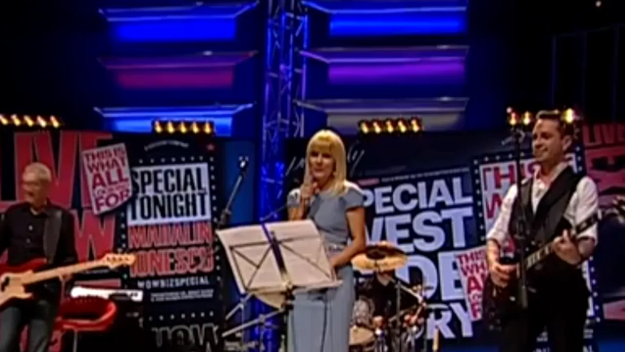 Cum a cântat Elena Udrea „de dragoste și jale