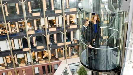 Cât timp poate rezista noul coronavirus, într-un lift? Care este răspunsul cercetătorilor