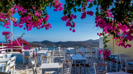 ANAT: România poate încerca redeschiderea turismului după modelul Greciei