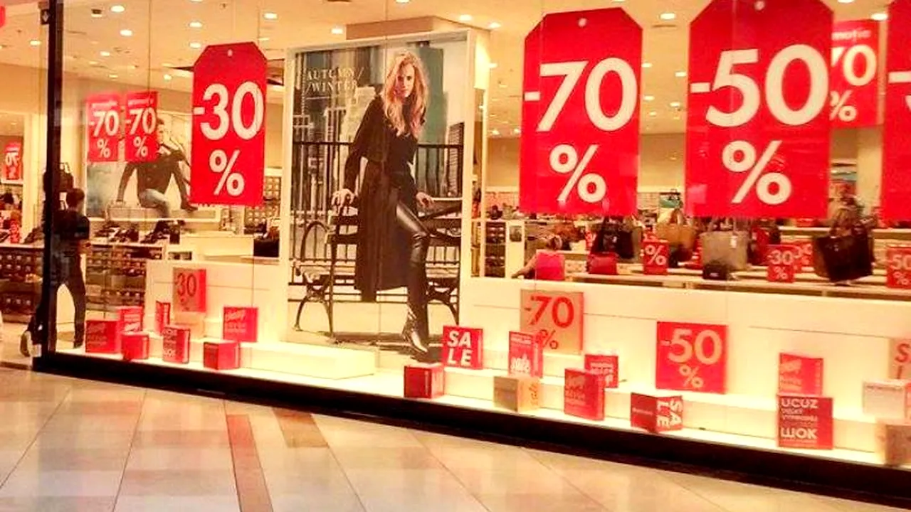 Portretul robot al vânătoarei de reduceri. Irina, la mall: