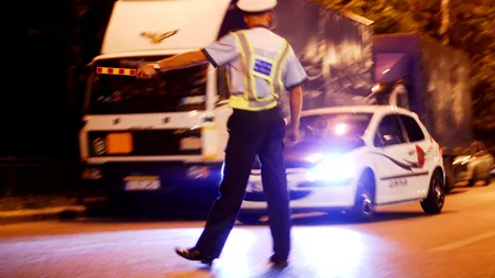 O profesoară de la un liceu din Capitală, cercetată după ce a fost prinsă conducând băută 