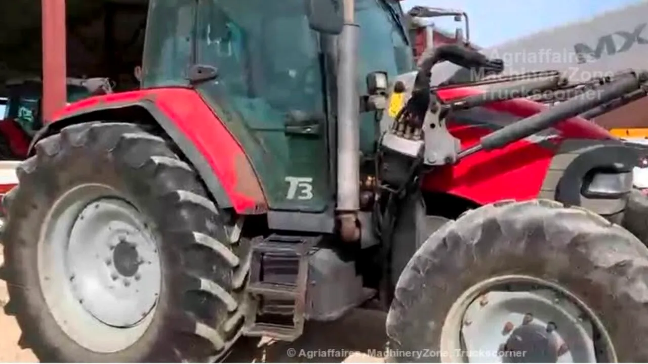 Cât mai costă un tractor second-hand acum, în iulie 2026. Câte ore a fost folosit utilajul fabricat în 2012