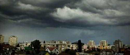 Cod galben de vânt și ploi în București și 16 județe