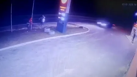 Tragedie pe o șosea din DOLJ. Doi oameni, spulberați de un șofer în vârstă de 18 ani