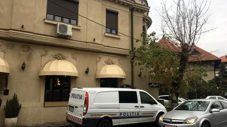 Anchetatorii efectuează percheziții la apartamentul închiriat de olandez în București